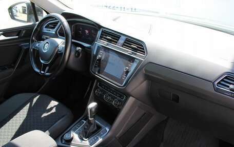 Volkswagen Tiguan II, 2019 год, 2 749 000 рублей, 7 фотография