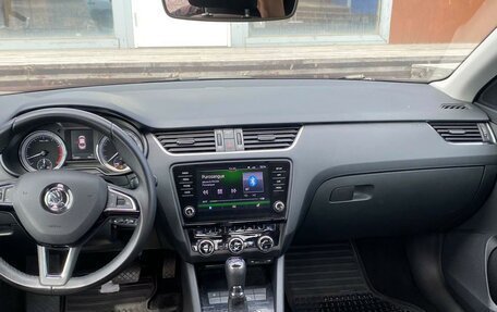 Skoda Octavia, 2017 год, 1 690 000 рублей, 8 фотография