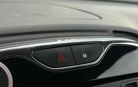 Renault Kaptur I рестайлинг, 2016 год, 1 399 000 рублей, 21 фотография
