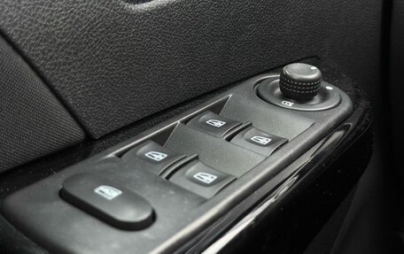 Renault Kaptur I рестайлинг, 2016 год, 1 399 000 рублей, 29 фотография
