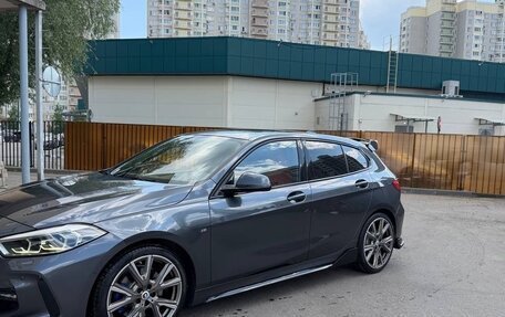 BMW 1 серия, 2021 год, 3 550 000 рублей, 3 фотография