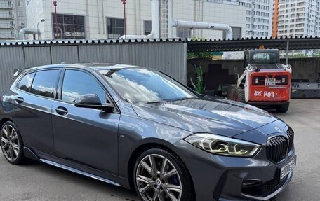 BMW 1 серия, 2021 год, 3 550 000 рублей, 5 фотография