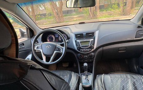 Hyundai Solaris II рестайлинг, 2014 год, 845 000 рублей, 3 фотография