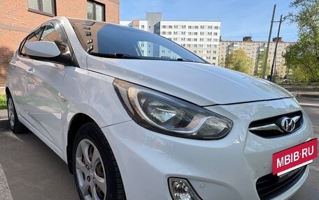 Hyundai Solaris II рестайлинг, 2014 год, 845 000 рублей, 5 фотография