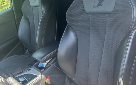 Audi A4, 2019 год, 3 650 000 рублей, 9 фотография