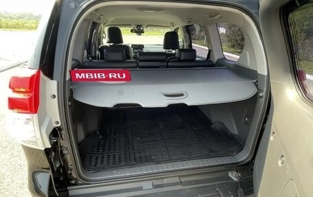 Toyota Land Cruiser Prado 150 рестайлинг 2, 2013 год, 4 000 000 рублей, 24 фотография