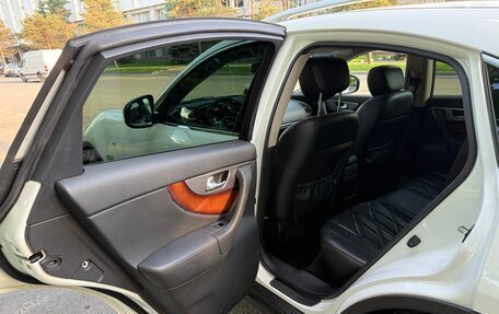 Infiniti FX II, 2012 год, 1 980 000 рублей, 10 фотография