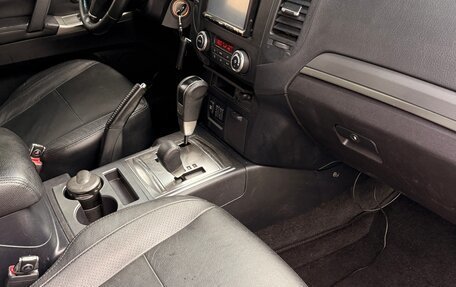 Mitsubishi Pajero IV, 2012 год, 2 250 000 рублей, 13 фотография