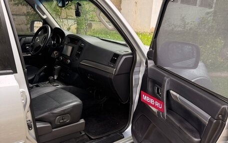 Mitsubishi Pajero IV, 2012 год, 2 250 000 рублей, 11 фотография