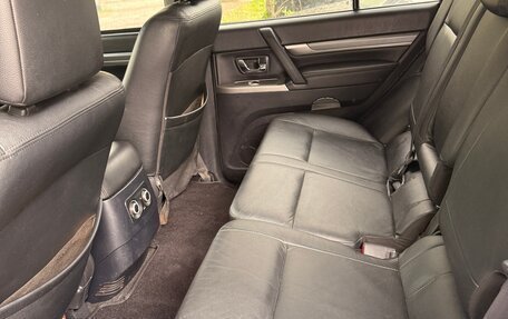 Mitsubishi Pajero IV, 2012 год, 2 250 000 рублей, 14 фотография