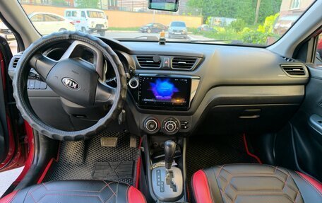 KIA Rio III рестайлинг, 2013 год, 1 100 000 рублей, 25 фотография