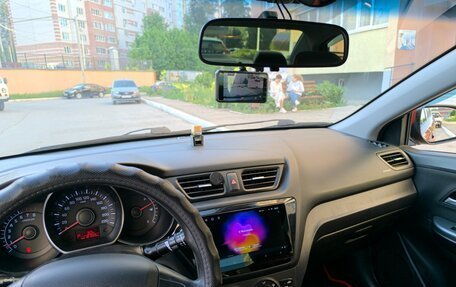 KIA Rio III рестайлинг, 2013 год, 1 100 000 рублей, 29 фотография