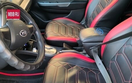 KIA Rio III рестайлинг, 2013 год, 1 100 000 рублей, 24 фотография
