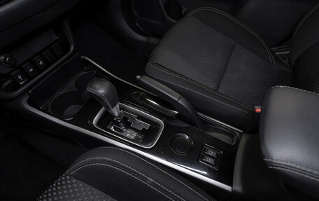 Mitsubishi Outlander III рестайлинг 3, 2019 год, 2 180 000 рублей, 13 фотография