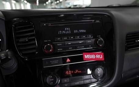 Mitsubishi Outlander III рестайлинг 3, 2019 год, 2 180 000 рублей, 14 фотография