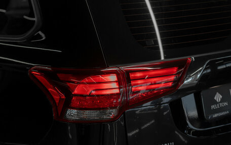 Mitsubishi Outlander III рестайлинг 3, 2019 год, 2 180 000 рублей, 20 фотография