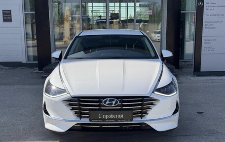 Hyundai Sonata VIII, 2019 год, 2 500 000 рублей, 2 фотография