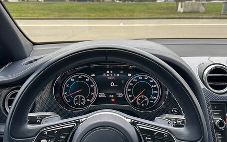 Bentley Bentayga I, 2016 год, 9 000 000 рублей, 5 фотография