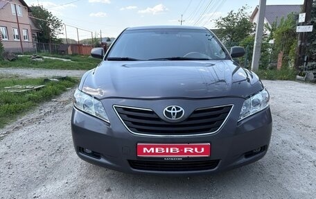 Toyota Camry, 2007 год, 690 000 рублей, 1 фотография