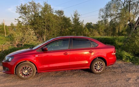 Volkswagen Polo VI (EU Market), 2013 год, 900 000 рублей, 3 фотография
