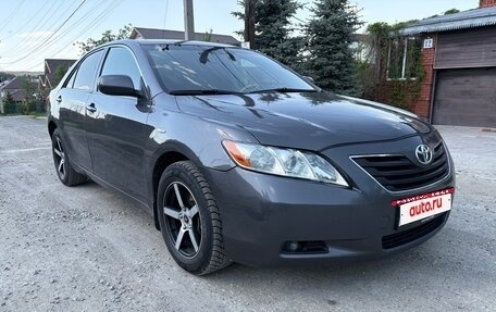 Toyota Camry, 2007 год, 690 000 рублей, 3 фотография