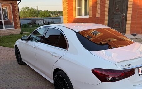 Mercedes-Benz E-Класс, 2020 год, 3 900 000 рублей, 5 фотография