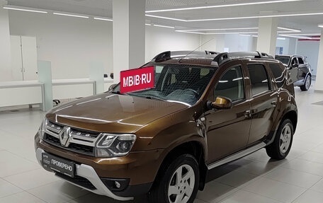 Renault Duster I рестайлинг, 2016 год, 1 024 000 рублей, 5 фотография