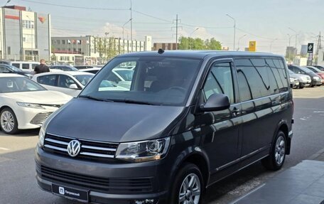 Volkswagen Caravelle T6 рестайлинг, 2019 год, 2 900 000 рублей, 3 фотография