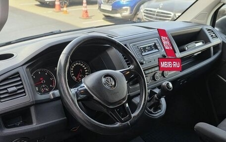 Volkswagen Caravelle T6 рестайлинг, 2019 год, 2 900 000 рублей, 14 фотография