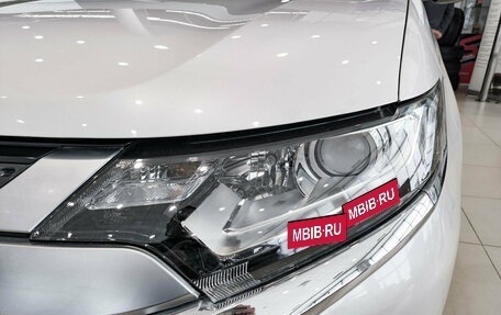 Mitsubishi Outlander III рестайлинг 3, 2019 год, 2 350 000 рублей, 17 фотография