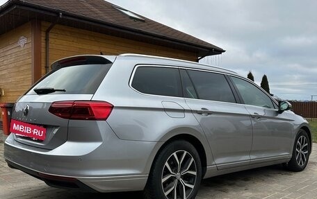 Volkswagen Passat B8 рестайлинг, 2019 год, 1 650 000 рублей, 8 фотография