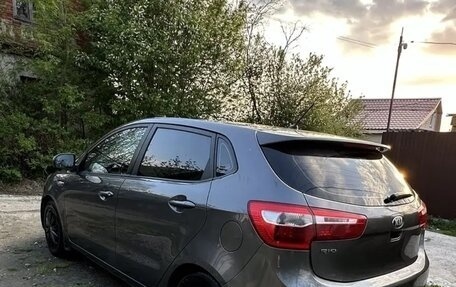 KIA Rio III рестайлинг, 2013 год, 985 000 рублей, 13 фотография