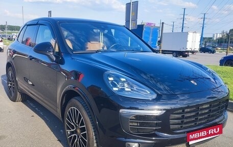 Porsche Cayenne III, 2017 год, 4 900 000 рублей, 2 фотография