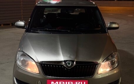 Skoda Fabia II, 2011 год, 275 000 рублей, 2 фотография
