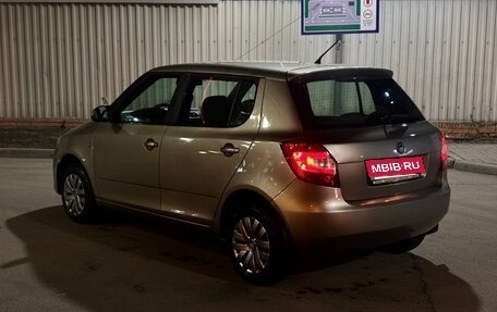 Skoda Fabia II, 2011 год, 275 000 рублей, 6 фотография