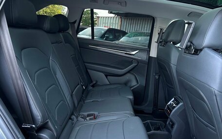 Skoda Kodiaq, 2025 год, 5 750 600 рублей, 12 фотография