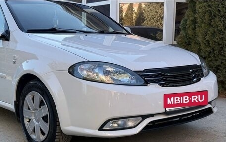 Daewoo Gentra II, 2014 год, 640 000 рублей, 4 фотография