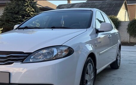 Daewoo Gentra II, 2014 год, 640 000 рублей, 9 фотография