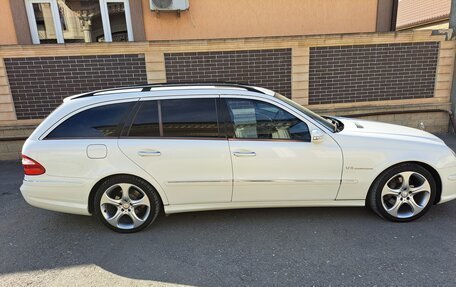 Mercedes-Benz E-Класс, 2005 год, 700 000 рублей, 3 фотография