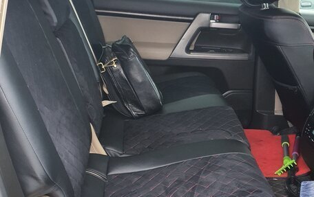 Toyota Land Cruiser 200, 2011 год, 4 550 000 рублей, 9 фотография