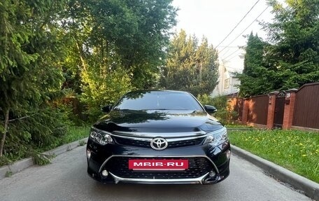 Toyota Camry, 2015 год, 1 613 000 рублей, 3 фотография
