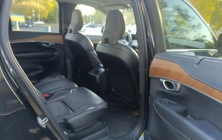 Volvo XC90 II рестайлинг, 2018 год, 3 800 000 рублей, 8 фотография
