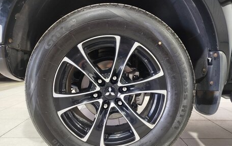 Mitsubishi Pajero Sport II рестайлинг, 2013 год, 1 670 000 рублей, 10 фотография