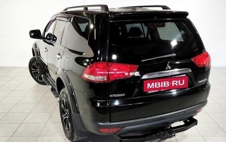 Mitsubishi Pajero Sport II рестайлинг, 2013 год, 1 670 000 рублей, 7 фотография