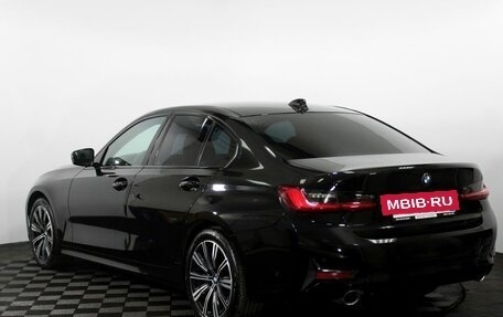 BMW 3 серия, 2019 год, 3 830 000 рублей, 8 фотография