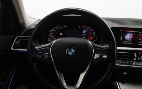 BMW 3 серия, 2019 год, 3 830 000 рублей, 19 фотография