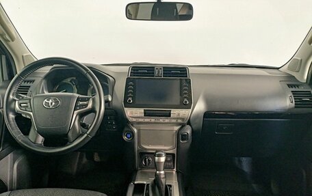 Toyota Land Cruiser Prado 150 рестайлинг 2, 2020 год, 5 659 000 рублей, 14 фотография