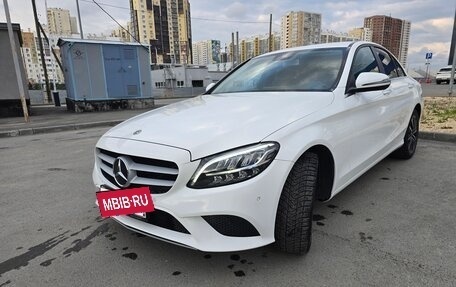 Mercedes-Benz C-Класс, 2019 год, 2 980 000 рублей, 4 фотография