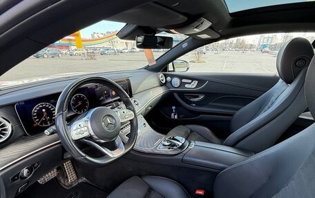 Mercedes-Benz E-Класс, 2019 год, 4 800 000 рублей, 8 фотография