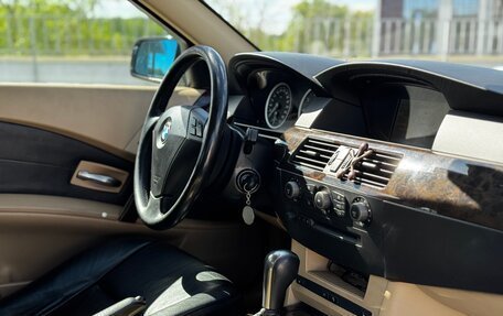 BMW 5 серия, 2004 год, 1 150 000 рублей, 18 фотография
